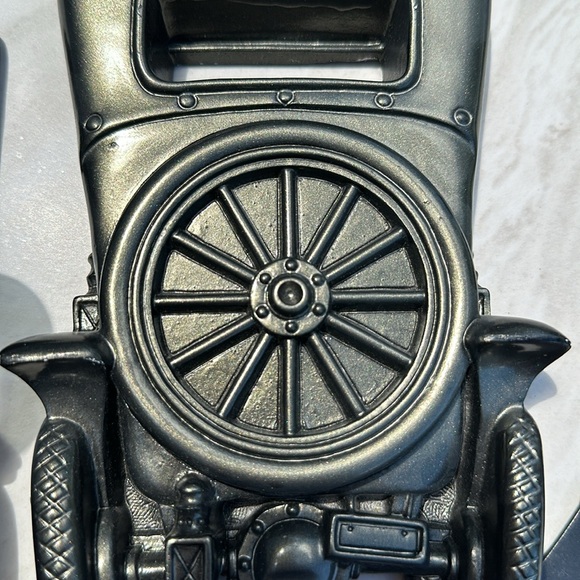 Vintage Ford Model T Car Front and Back Chalkware Wall Plaques or bookends - Picture 4 of 6